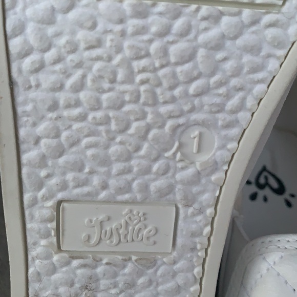 Girls loafers/runners Size 1.  Brand: Justice - Picture 2 of 2